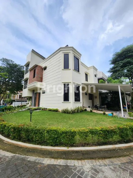 image DI JUAL RUMAH SIAP HUNI DI BSD (1)