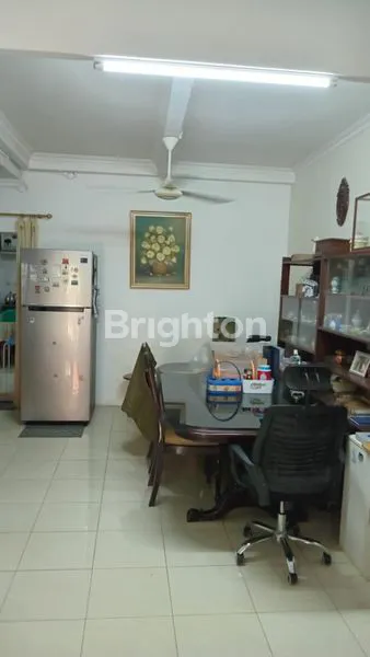 image HUNIAN STRATEGIS 4 KT SHM DI PTB JAKARTA TIMUR (2)