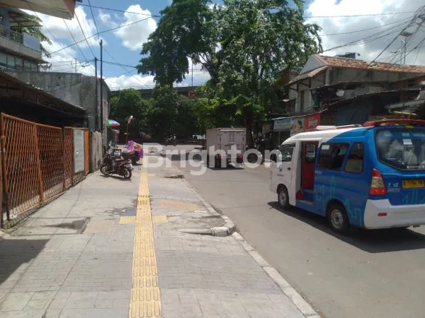 image INVESTASI MENGUNTUNGKAN: TANAH 220M², AKSES LENGKAP (2)