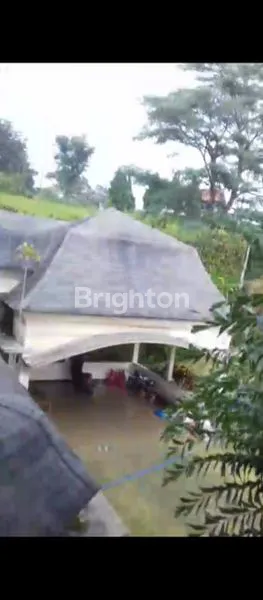 image VILLA BUKIT TRAWAS VIEW PEGUNGUNGAN TRAWAS MOJOKERTO (1)