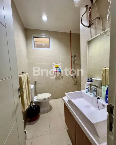 image RUMAH 2 LANTAI DI CLUSTER DE CAJUPUTI DE PARK BSD (5)