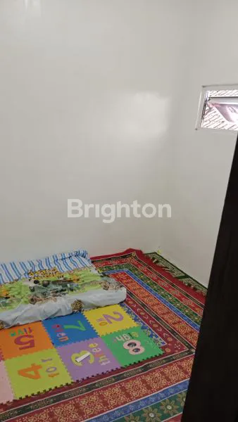 image RUMAH 2 LANTAI STRATEGIS DI JL. STASIUN BLIMBING (5)