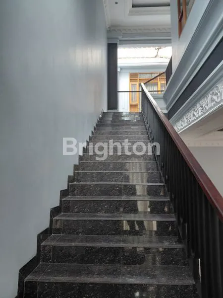 image RUMAH LUAS DI SARIKASO GEGER KALONG KOTA BANDUNG UTARA (4)