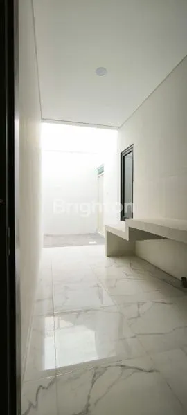 image RUMAH BARU GRESS KARANG EMPAT\N\N (7)