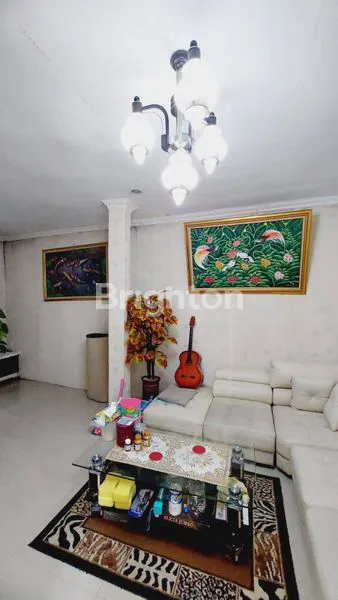 image RUMAH MEWAH 2 LANTAI DI VALLEY REGENCY, CICAHEUM (4)