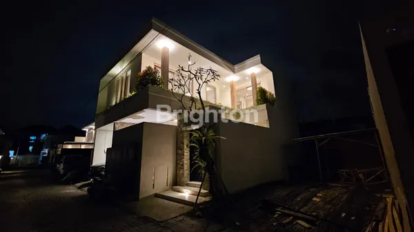 image SEWA RUMAH MEWAH JL TUKAD BALIAN RENON FULL FURNISH DENPASAR BALI (2)