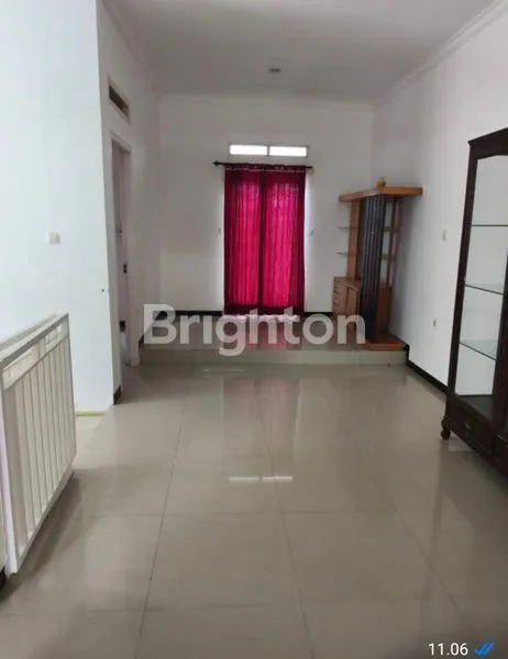 image RUMAH CANTIK SIAP HUNI DALAM PERUMAHAN SEPINGGAN PRATAMA (4)