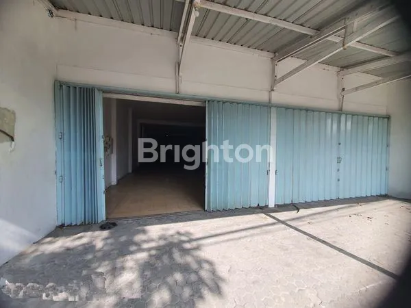 image PINGGIR JALAN RAYA BANGUNAN SHOWROOM HITUNG TANAH (6)