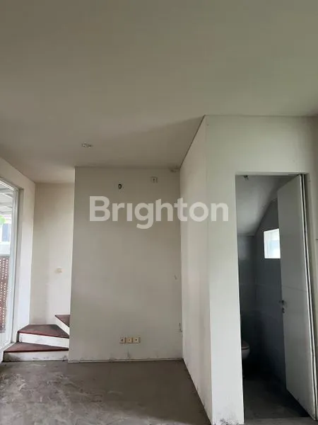 image RUMAH SIAP HUNI DI SIDOARJO, DEKAT FASILITAS PUBLIK (1)