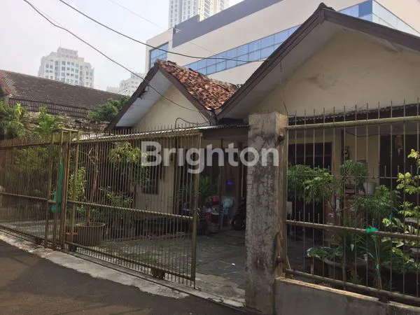 DIJUAL RUMAH / HITUNG TANAH – KEBAYORAN BARU, JAKARTA SELATAN