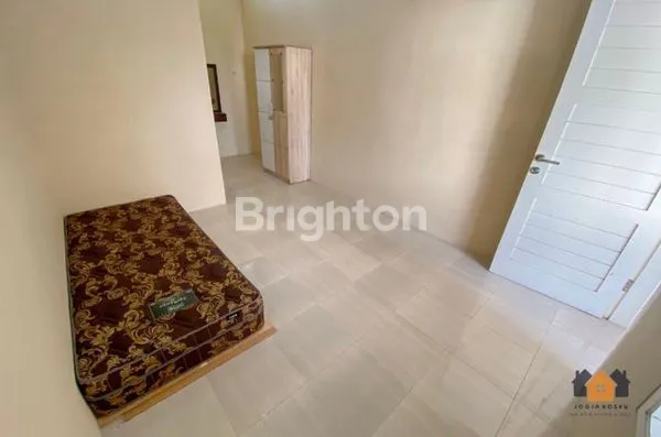 image INVESTASI KOST MENGUNTUNGKAN, DEKAT KAMPUS, SIAP HUNI (5)