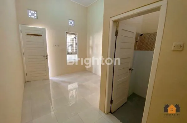 image INVESTASI KOST MENGUNTUNGKAN, DEKAT KAMPUS, SIAP HUNI (8)