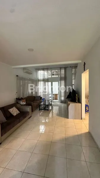 image RUMAH 2 LANTAI FURNISHED DI CLUSTER CITRA VI SUVARNA SUTERA CIKUPA (2)