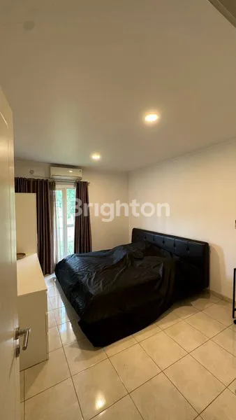 image RUMAH 2 LANTAI FURNISHED DI CLUSTER CITRA VI SUVARNA SUTERA CIKUPA (5)