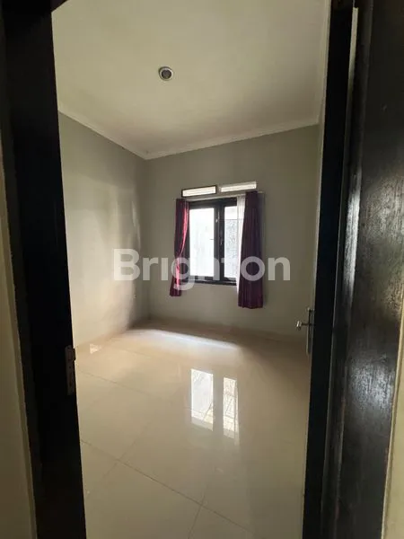 image RUMAH STRATEGIS SENTUL, 3KT SIAP HUNI NON FURNISHED (6)