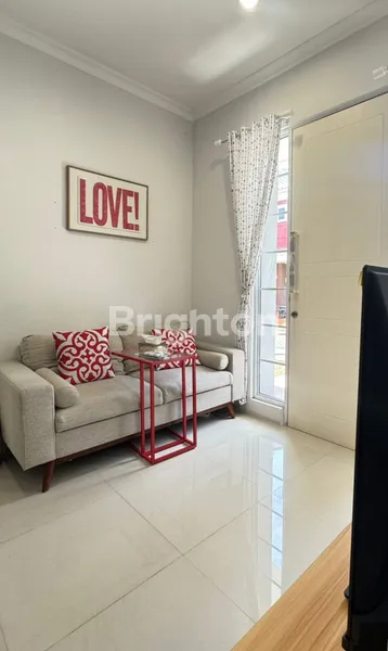 image MALIBU VILLAGE, GADING SERPONG, FULL FURNISHED, 2 LANTAI, SIAP HUNI (1)