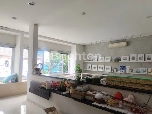 image RUMAH MEWAH 2 LANTAI DI SETIABUDI, LT 317M² (2)