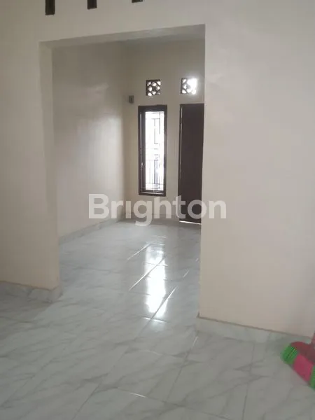 image RUMAH BARU SIAP HUNI  (6)