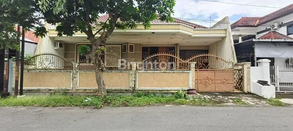 image BUTUH JUAL CEPAT\' RUMAH CLASSIC CANDRA KIRANA KEDIRI (1)