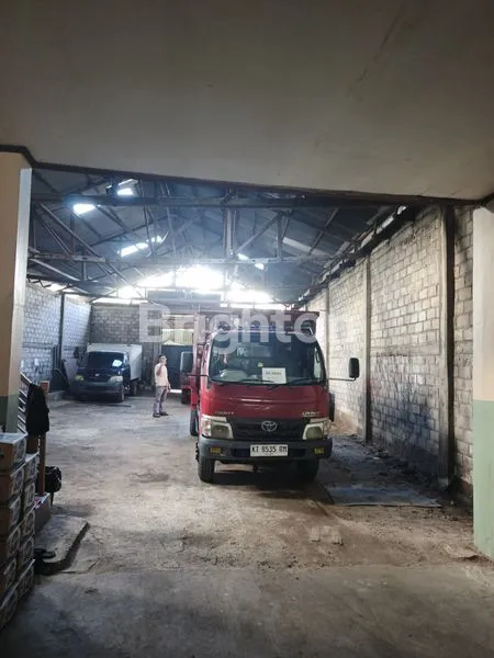 image RUKO GANDENG DIJUAL DI JALAN PANJAITAN (2)