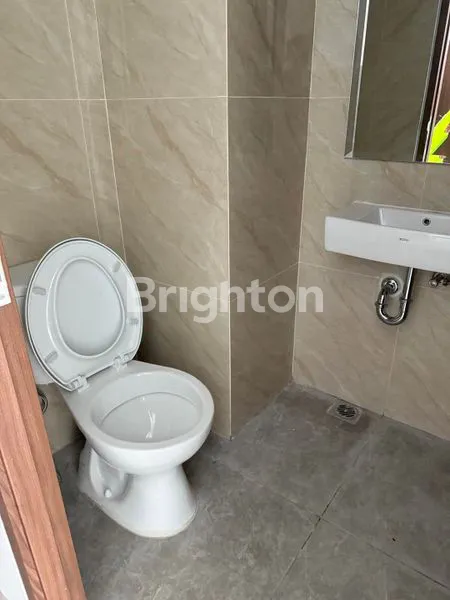 image FULL FURNISHED APARTEMEN B RESIDENCE GROGOL 1 BR PALING STRATEGIS FASILITAS LENGKAP (5)