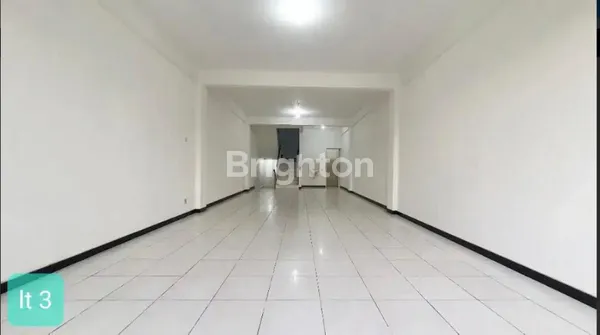 image SIAP PAKAI RUKO ICON 21 MERR 4 LANTAI, LOKASI STRATEGIS DI JALAN UTAMA IR SOEKARNO, NOL JALAN RAYA, AREA BISNIS DAN PERKANTORAN (6)