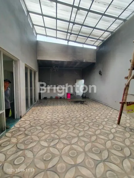 image RUMAH HUNIAN + USAHA/KANTOR DI JL. R. INTAN MALANG – BANGUNAN TEMBUS, LT 600 M² (3)