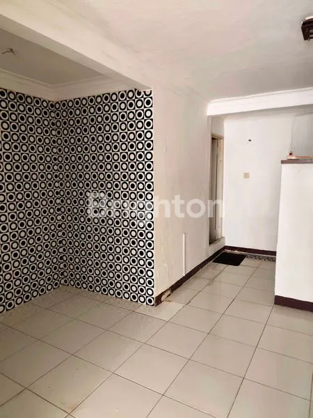 image RUMAH 2 LANTAI SIAP HUNI 3KT DI SUNTER AGUNG JAKARTA UTARA (4)