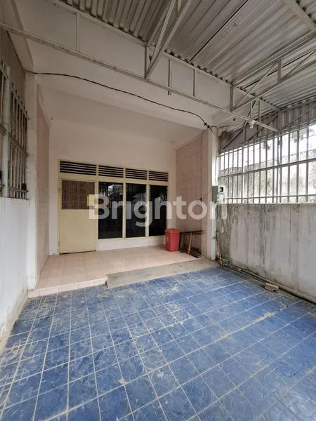 image RUMAH 3 LANTAI SIAP HUNI DI PUSAT KOTA PALEMBANG (2)