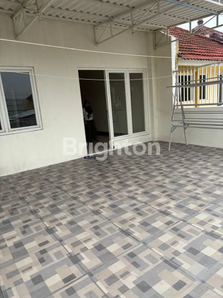 image RUMAH 2 LANTAI BARU GRESS DEKAT PAKUWON CITY GALAXY MALL KERTAJAYA DHARMAHUSADA MERR MULYOSARI SUTOREJO KALIJUDAN SURAMADU ITS UNAIR (2)