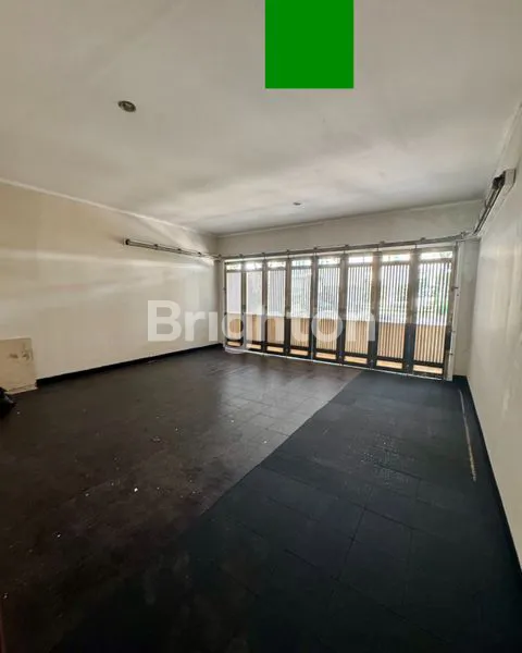 image HARGA MIRING !!! JARANG ADA RUMAH 2 LANTAI SUDAH DI RENOVASI DI CLUSTER DE CAJUPUTI LEBAR 15 DI JALAN BOULEVARD, DE PARK BSD (8)