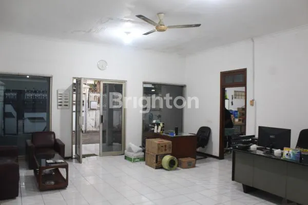 image GADING PANTAI, DEKAT KENJERAN, RUMAH HOOK ,JUAL CEPAT DAN MURAH, HARGA HITUNG TANAH, DEKAT PAKUWON CITY, KENJERAN, MULYOSARI, SUTOREJO (5)