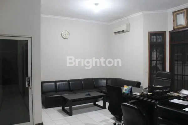 image GADING PANTAI, DEKAT KENJERAN, RUMAH HOOK ,JUAL CEPAT DAN MURAH, HARGA HITUNG TANAH, DEKAT PAKUWON CITY, KENJERAN, MULYOSARI, SUTOREJO (6)