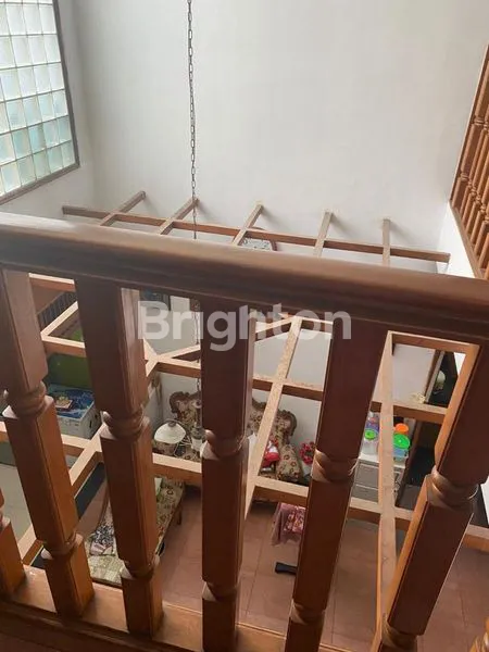 image RUMAH EKSKLUSIF 7 KAMAR, GARASI 4 MOBIL (5)