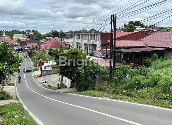 image RUMAH STRATEGIS DI JALAN ANGGUR, LT 340M², 5 KT (3)