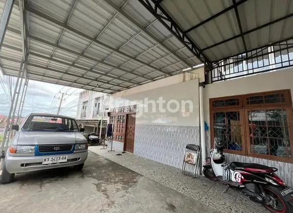 image RUMAH STRATEGIS DI JALAN ANGGUR, LT 340M², 5 KT (2)