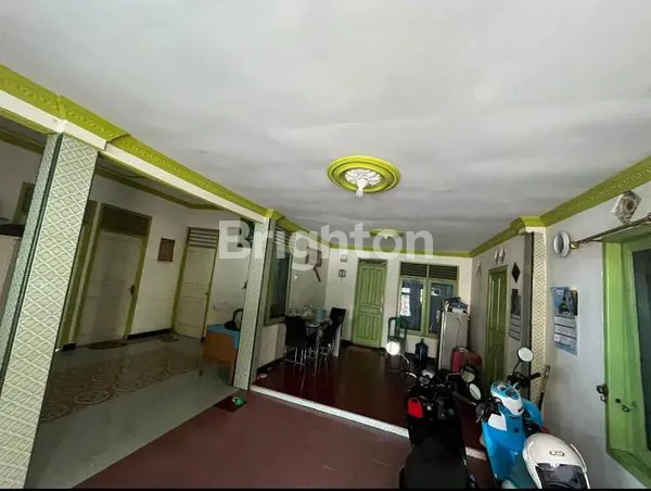 image RUMAH STRATEGIS DI JALAN ANGGUR, LT 340M², 5 KT (4)