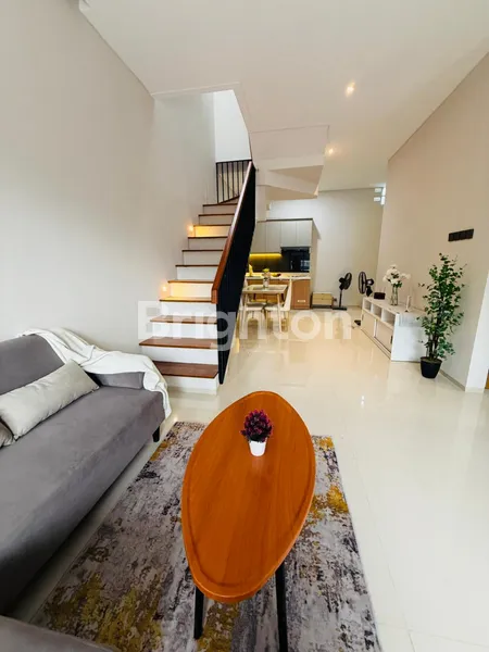 image DIJUAL RUMAH MEWAH SEMIFURNISHED DI NUSA LOKA BSD  (3)