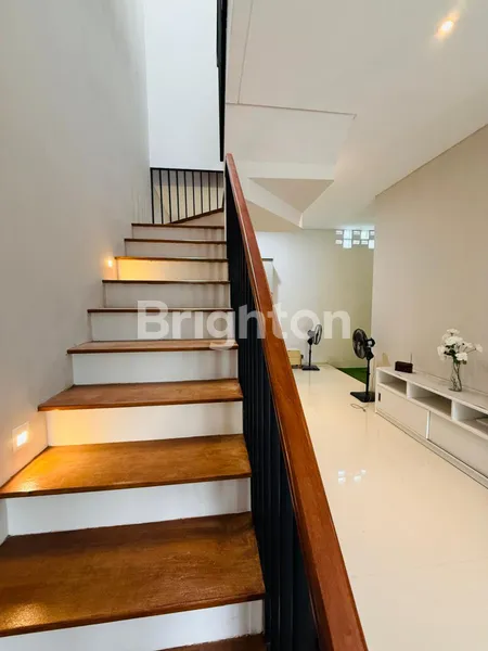 image DIJUAL RUMAH MEWAH SEMIFURNISHED DI NUSA LOKA BSD  (7)