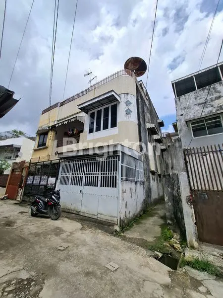 image RUMAH 3 LANTAI SIAP HUNI DI PUSAT KOTA PALEMBANG (1)