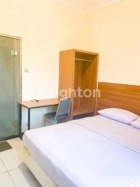 image DIJUAL EX TEMPAT BISNIS & KOST SIWALAN KERTO (3)