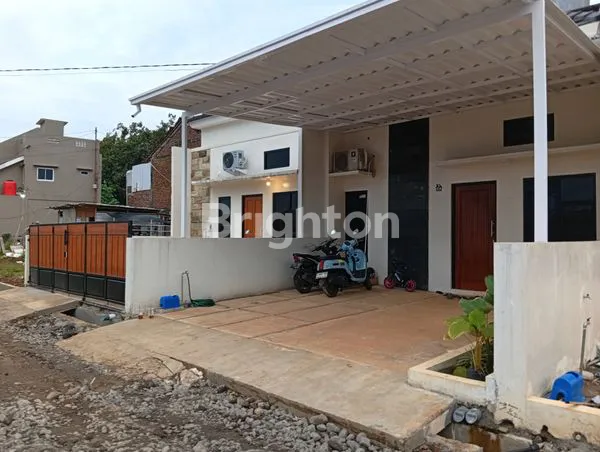 image RUMAH BANYUMANIK DEKAT KAMPUS UNDIP SEMARANG (3)