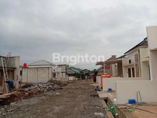 image RUMAH BANYUMANIK DEKAT KAMPUS UNDIP SEMARANG (6)