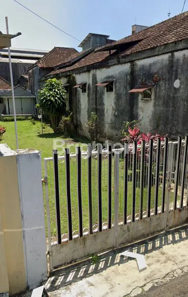 image TANAH DAN BONUS BANGUNAN AREA LOWOKWARU DI TENGAH KOTA MALANG,LOKASI STRATEGIS,AKSES MUDAH DAN LINGKUNGAN BERKEMBANG,COCOK UNTUK DIBUAT KOST (5)