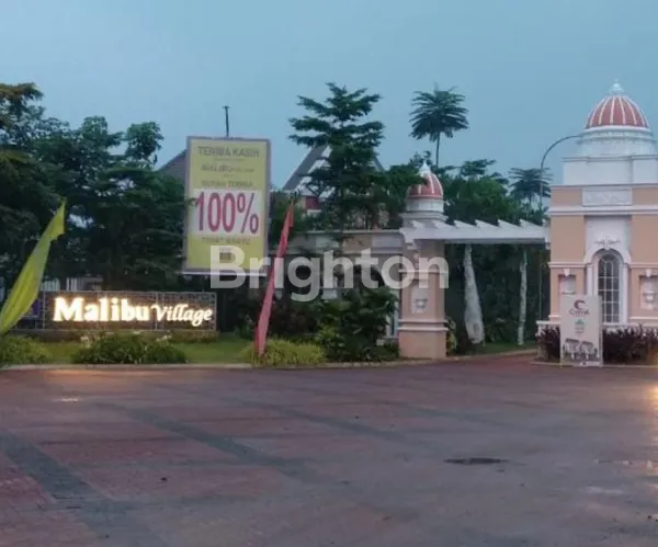 image DELAPLANE @ MALIBU VILLAGE, GADING SERPONG, SHM, SEMI FURNISHED (1)