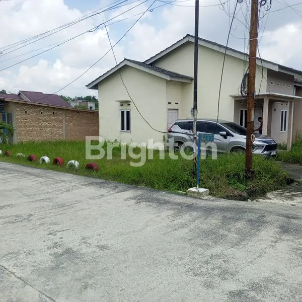 image HUNIAN STRATEGIS 2KT DEKAT KAMPUS UIR, TANAH LUAS (1)