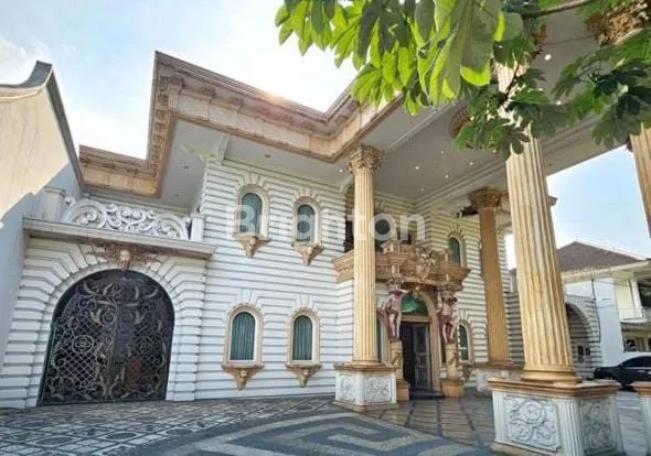 image RUMAH MEWAH SIAP HUNI DI PONDOK INDAH, LT 1397M² (2)