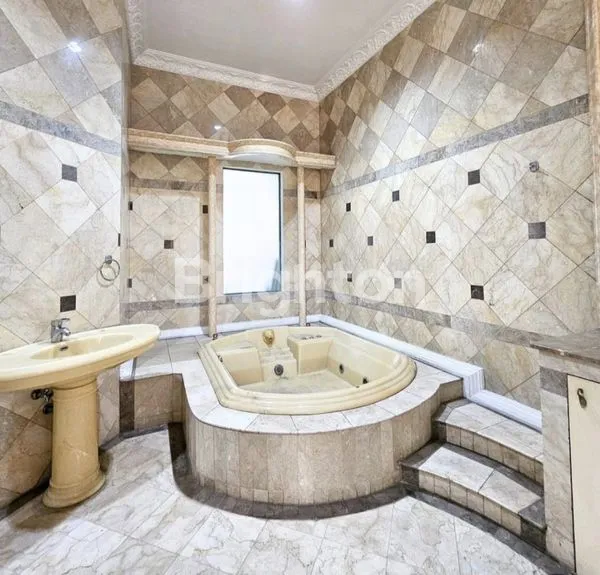 image RUMAH MEWAH SIAP HUNI DI PONDOK INDAH, LT 1397M² (8)
