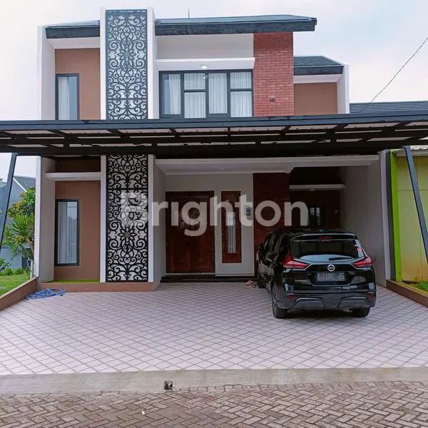 image RUMAH MEWAH 2 LANTAI DI PERUMAHAN VILLA RIZKI ILHAMI (1)