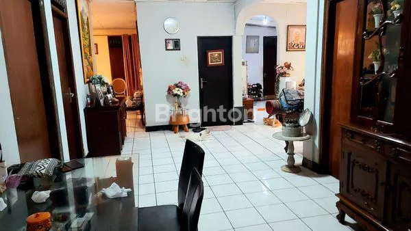 image HUNIAN STRATEGIS DI BEJI, 3 KT & GARASI 2 MOBIL (4)